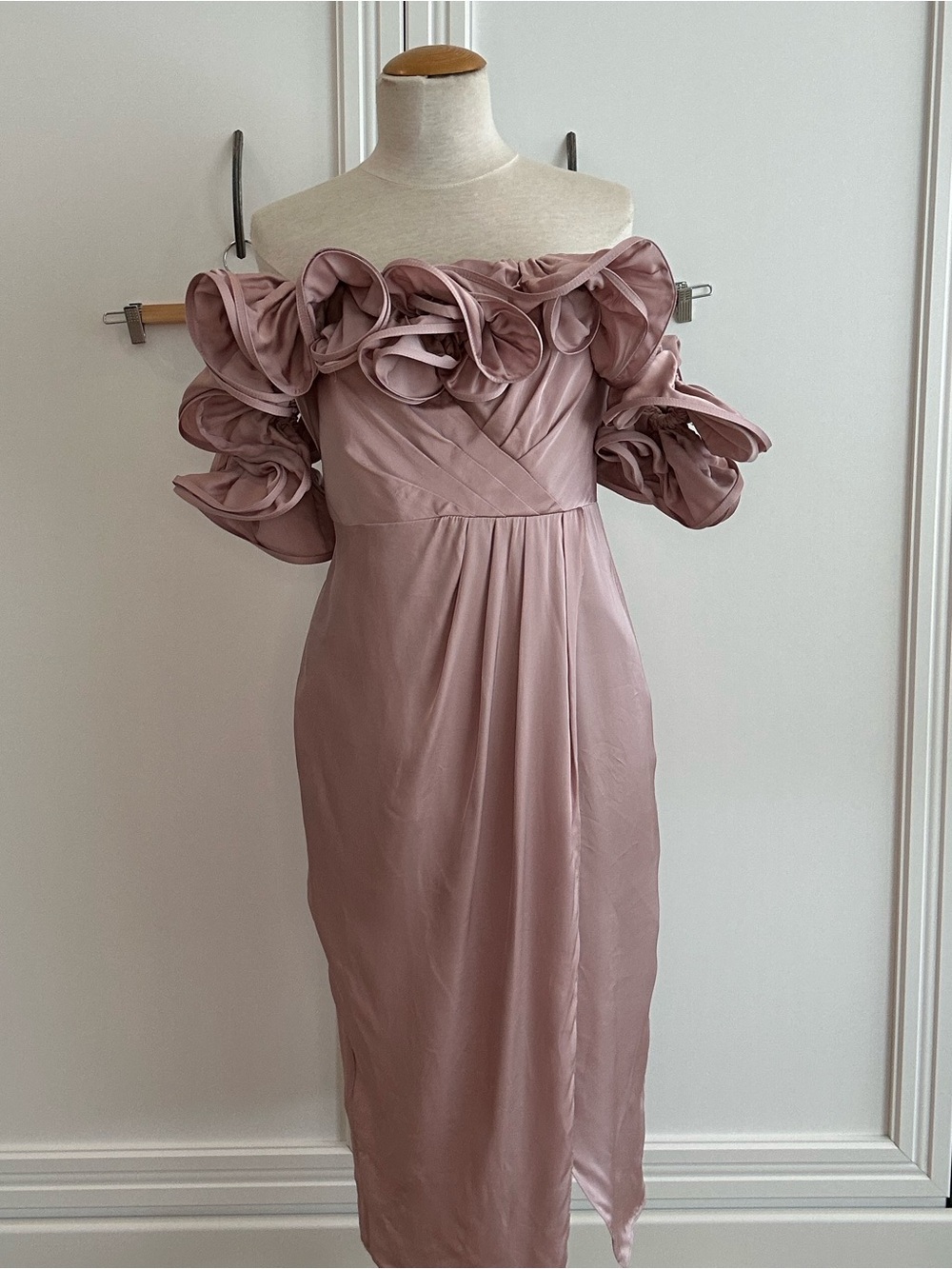 ASOS Rose Pink Ruffle Off-Shoulder Midi Dress - Picture 2 of 5
